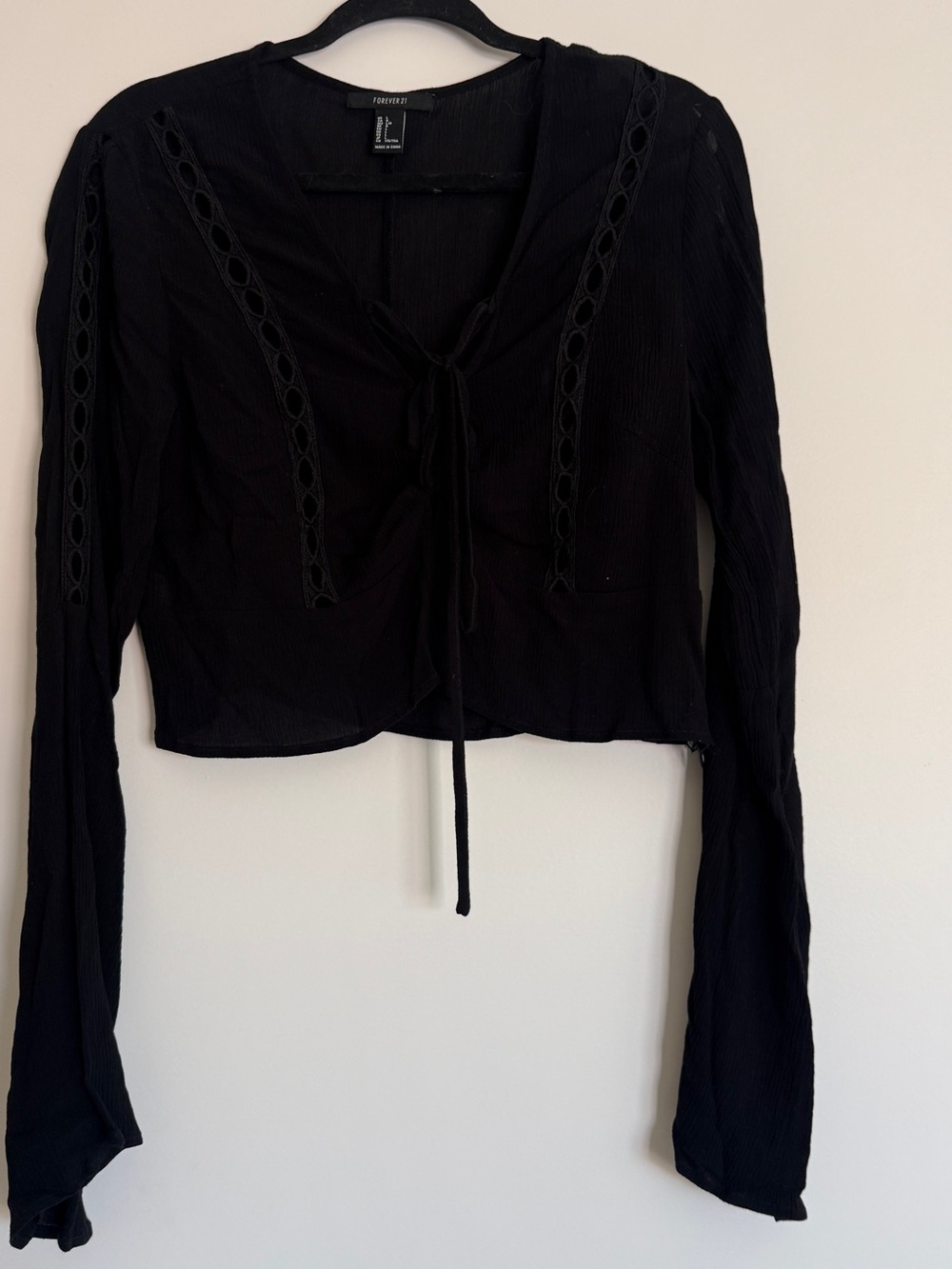 Forever 21 Black Long-Sleeve Tie-Front Crop Blouse